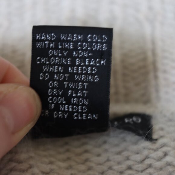 Sarah Spencer Light Gray Marled Ruffle Front Cropped Cardigan Sweater XL Angora - Picture 14 of 15